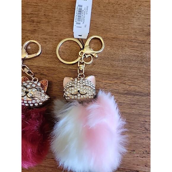Guess Fuzzy Key Ring Lot Of 2 Cat Kitty Pink - Picture 2 of 8
